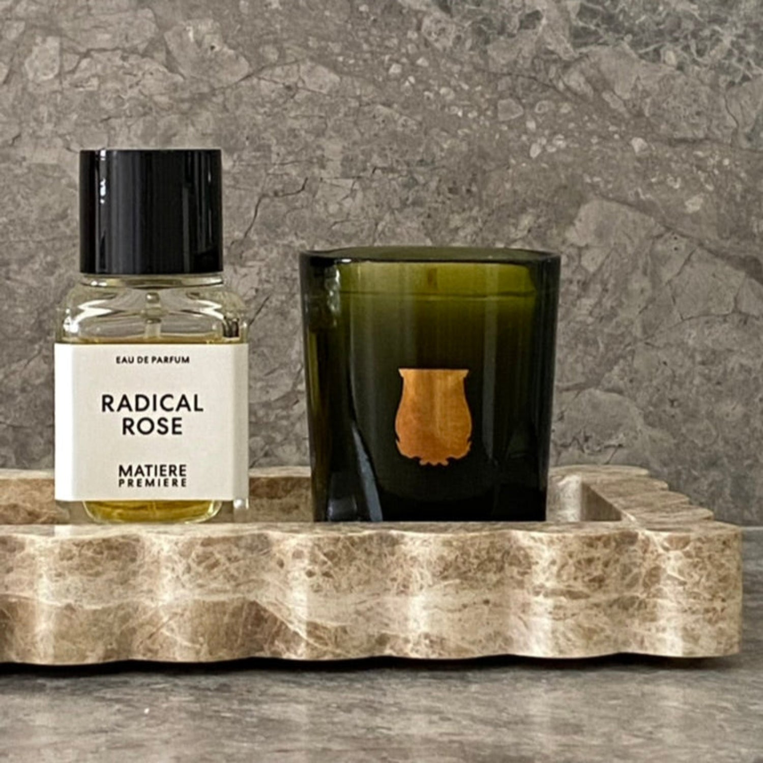 Chantilly Scalloped Tray Slender | Emperador Light