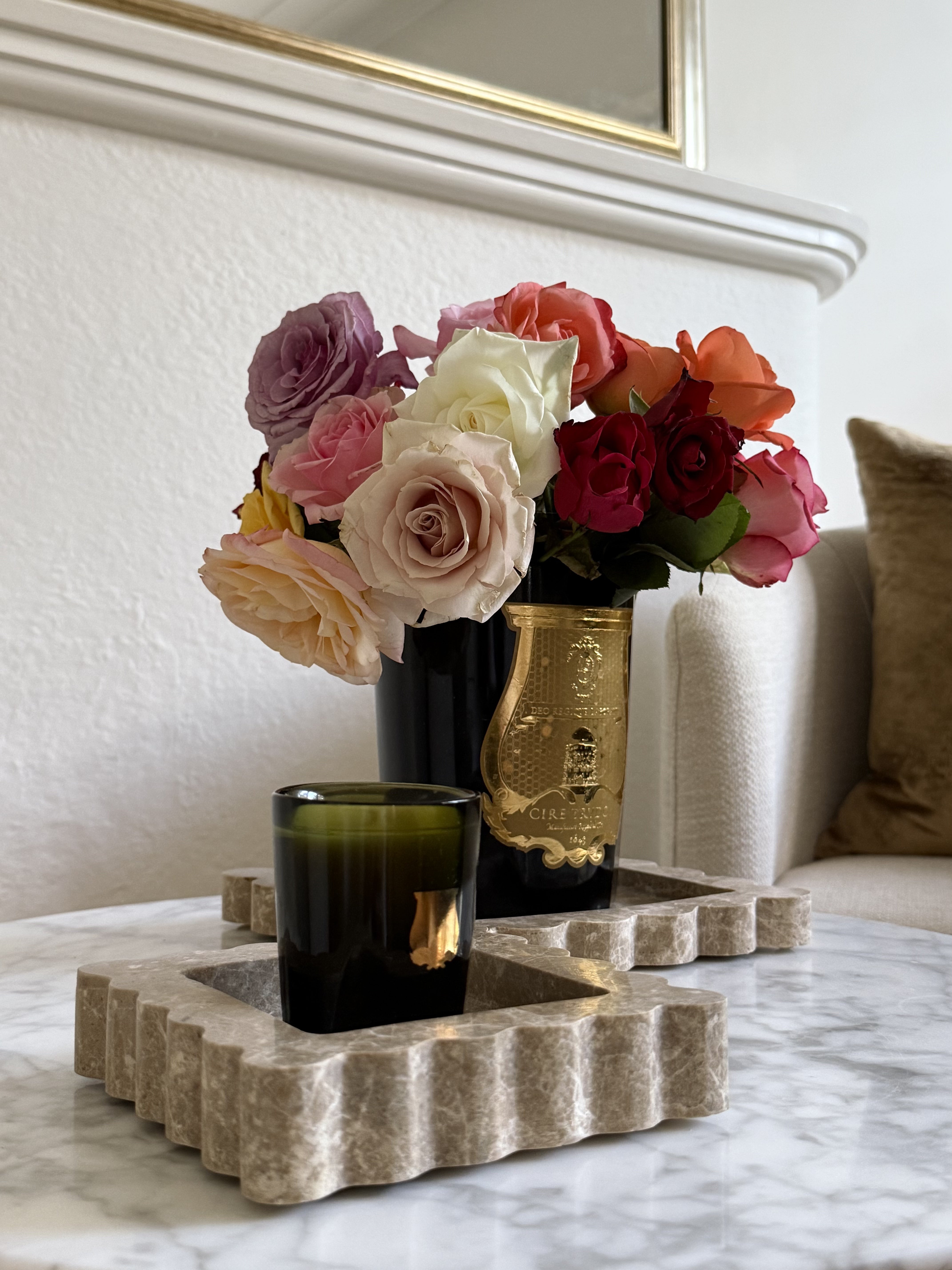 Versailles Scalloped Tray Medium | Emperador Light