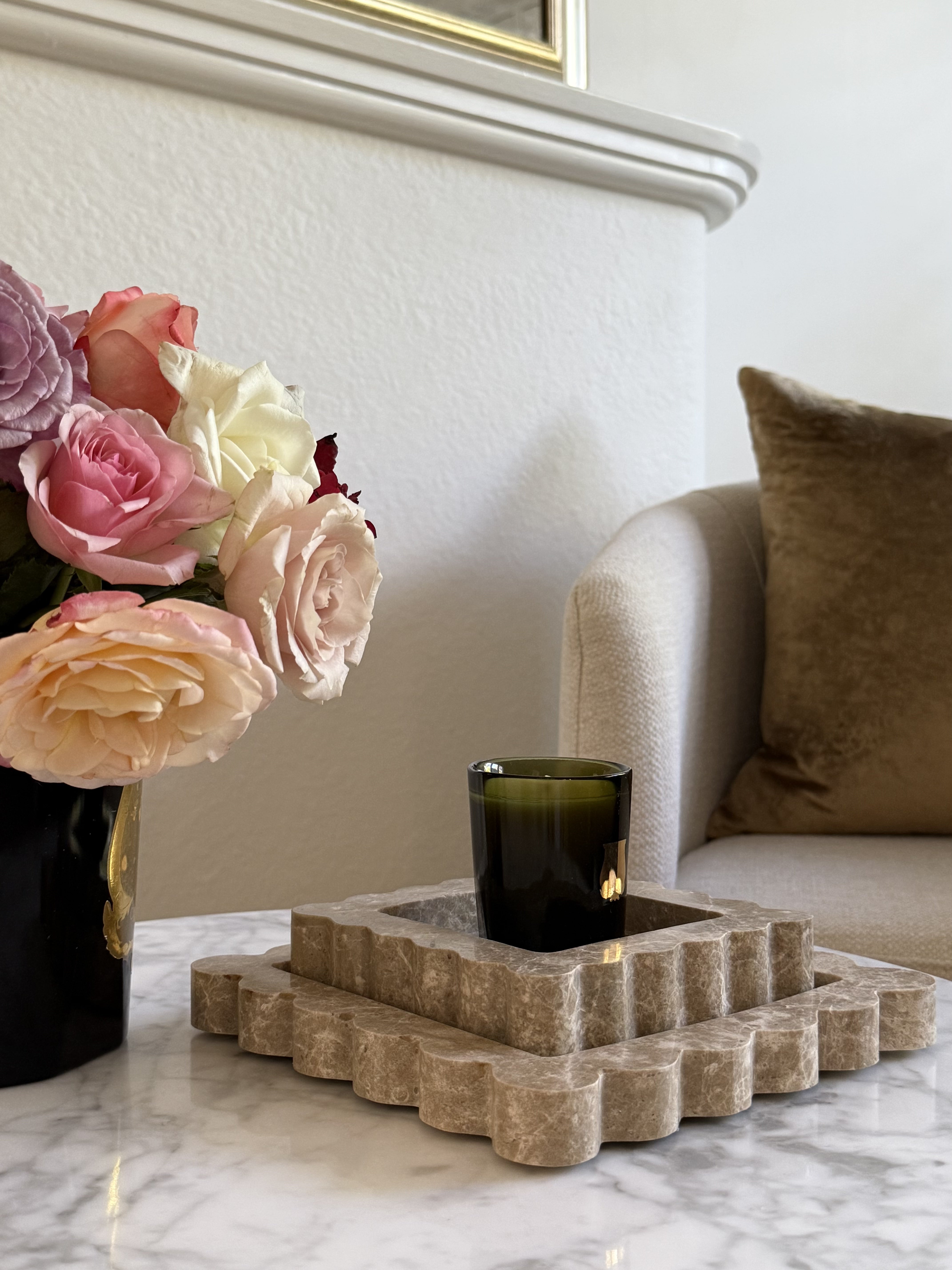 Versailles Scalloped Tray Medium | Emperador Light