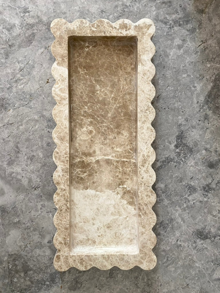 Chantilly Scalloped Marble Tray Slender | Emperador Light