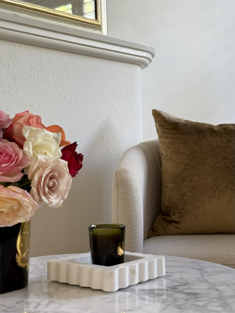 Versailles Scalloped Box Tray Petite